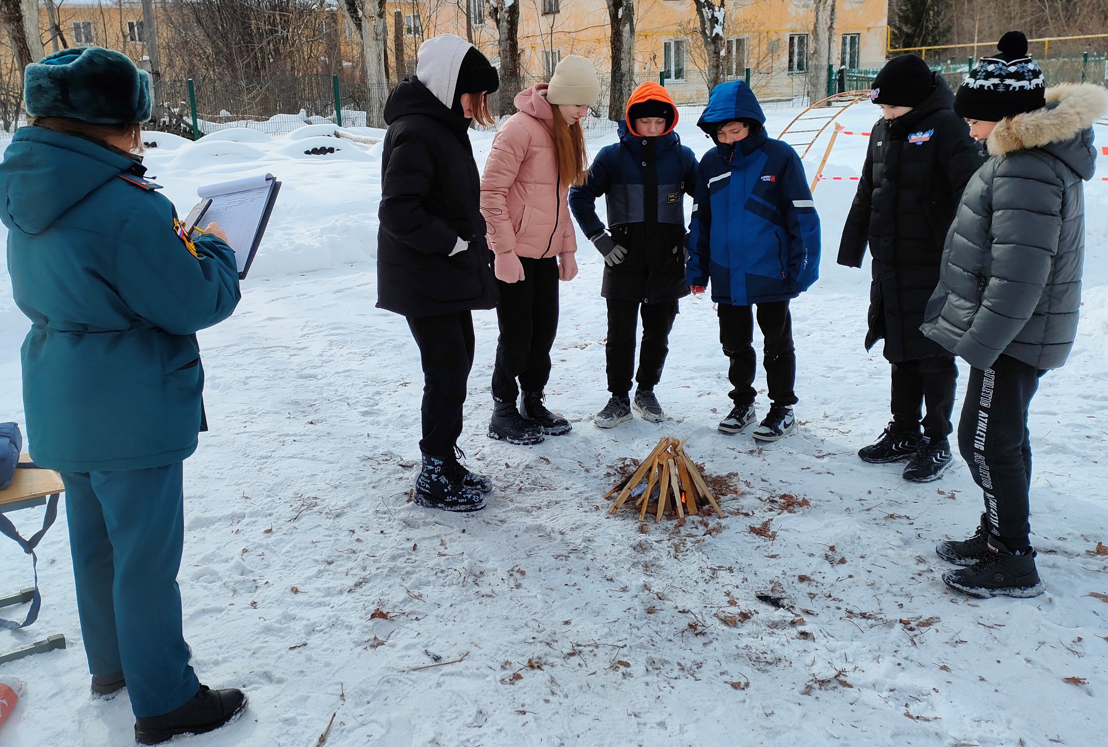 В «Школе безопасности» научились жить без опасности